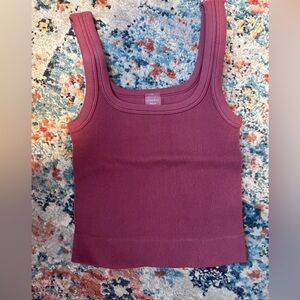 NWOT-Stylish Ribbed Tank Top in Plum by Splendid